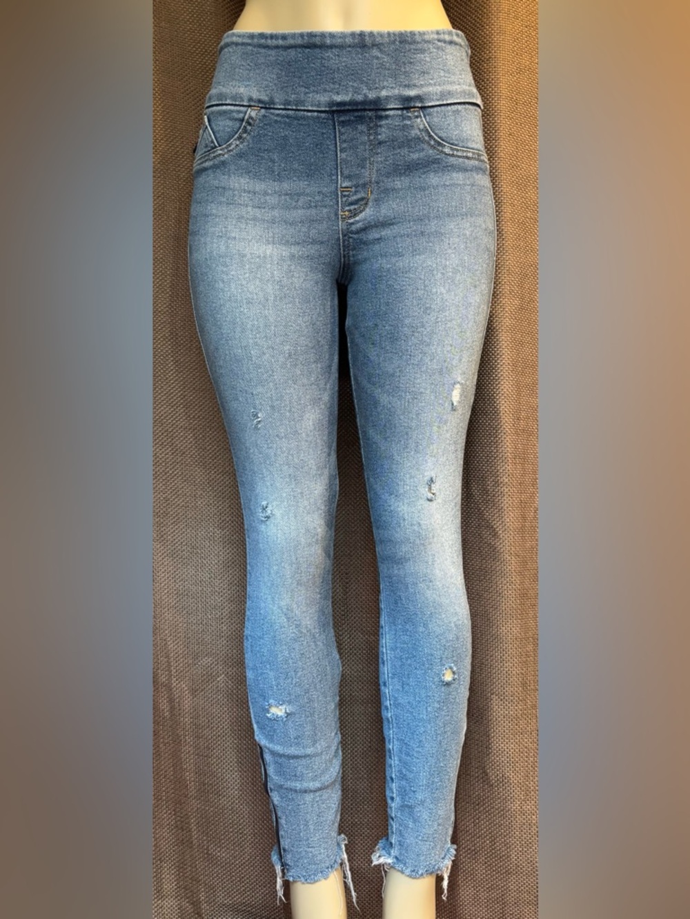 Rock & Republic Medium Blue Jeggings with Distressed Detail